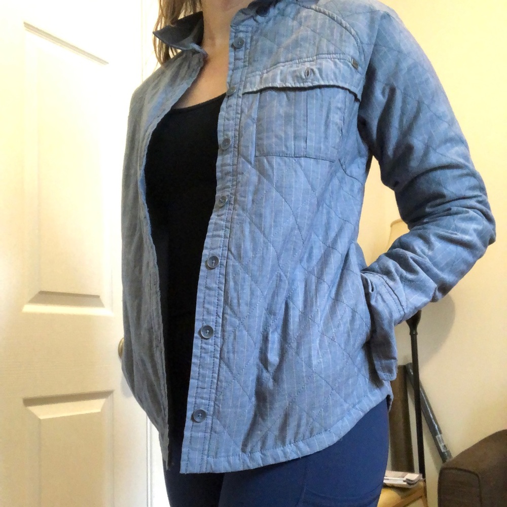 Insulated button up